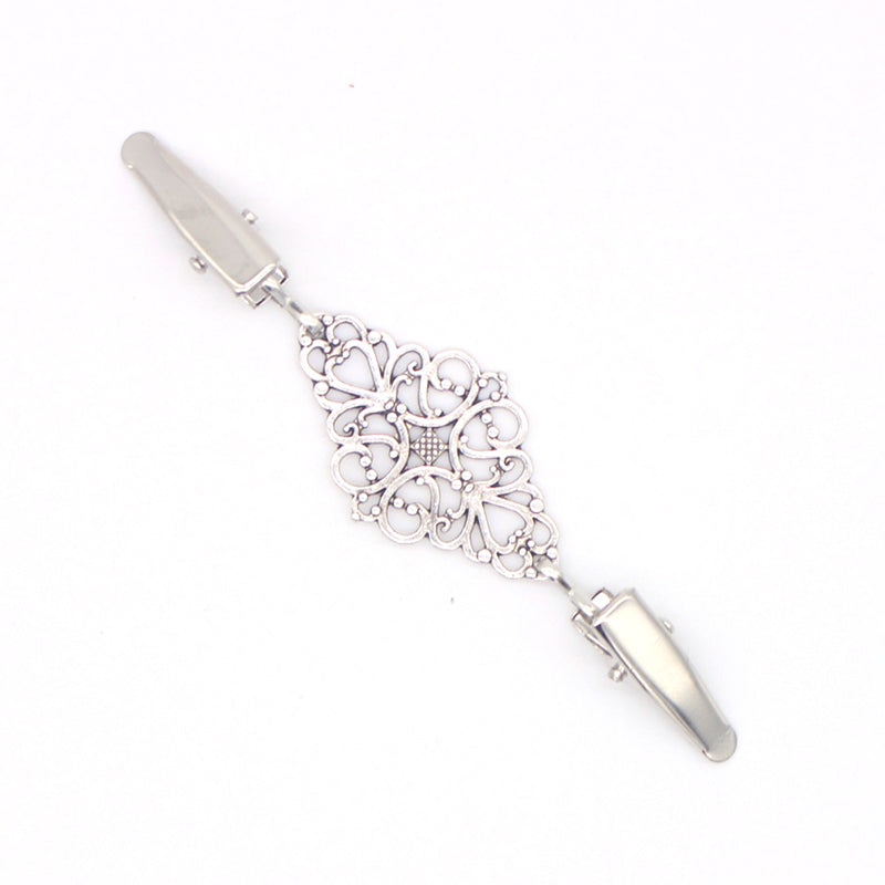 Simplicity Hollowed Out Brooch