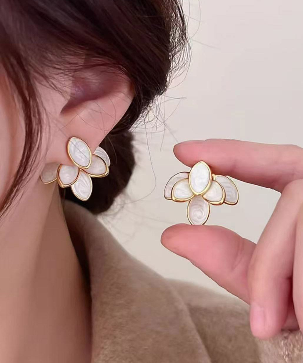 Diy Beige Copper Overgild Zircon Leaf Stud Earrings