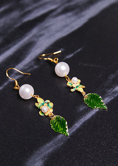 Green Paintings Leaf Metal Pearl Drop Earrings