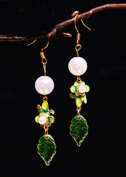 Green Paintings Leaf Metal Pearl Drop Earrings