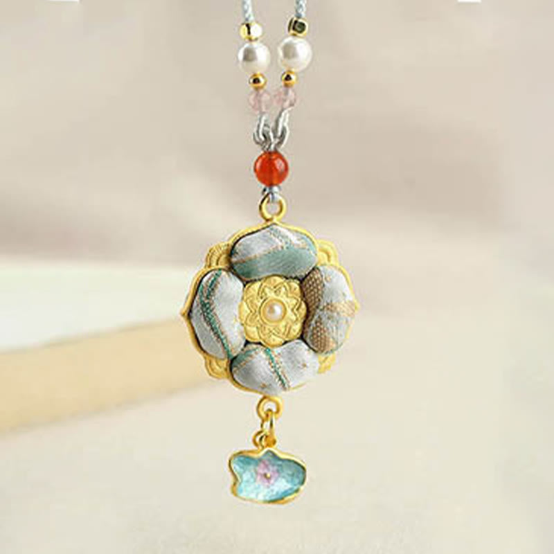 Buddha Stones Song Brocade Four-leaf Clover Luck Necklace