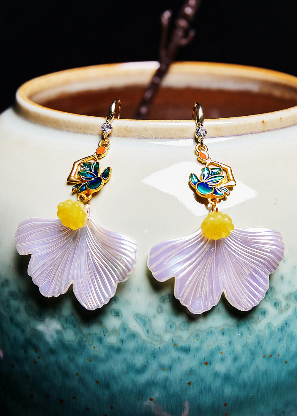 White Ginkgo Leaf Gilding Drop Earrings