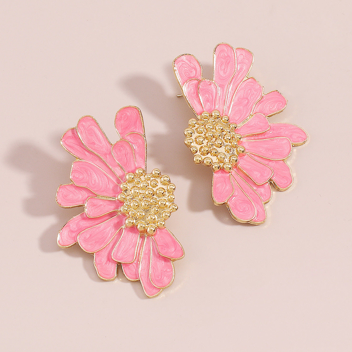 Retro Alloy Pattern Earrings