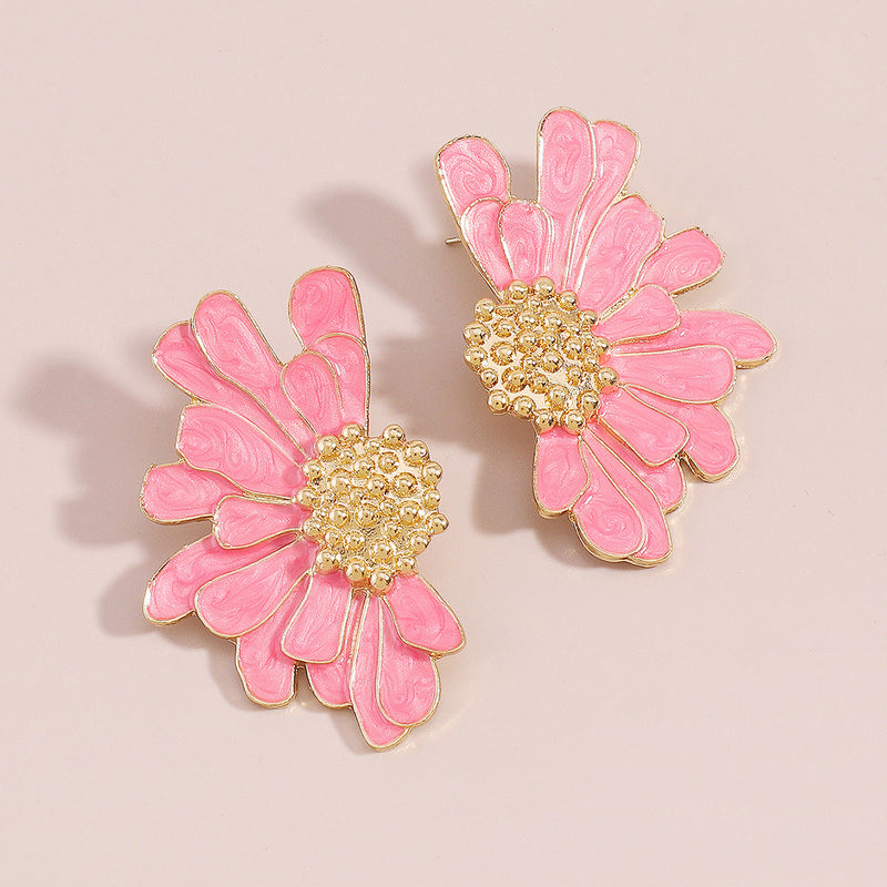 Retro Alloy Pattern Earrings