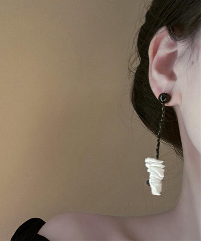 Black Alloy Shell Asymmetrical Tassel Drop Earrings