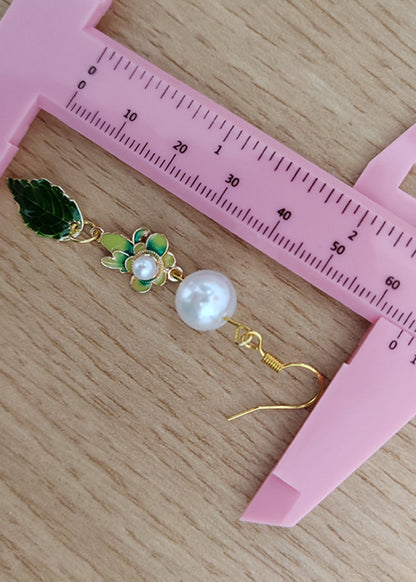 Green Paintings Leaf Metal Pearl Drop Earrings