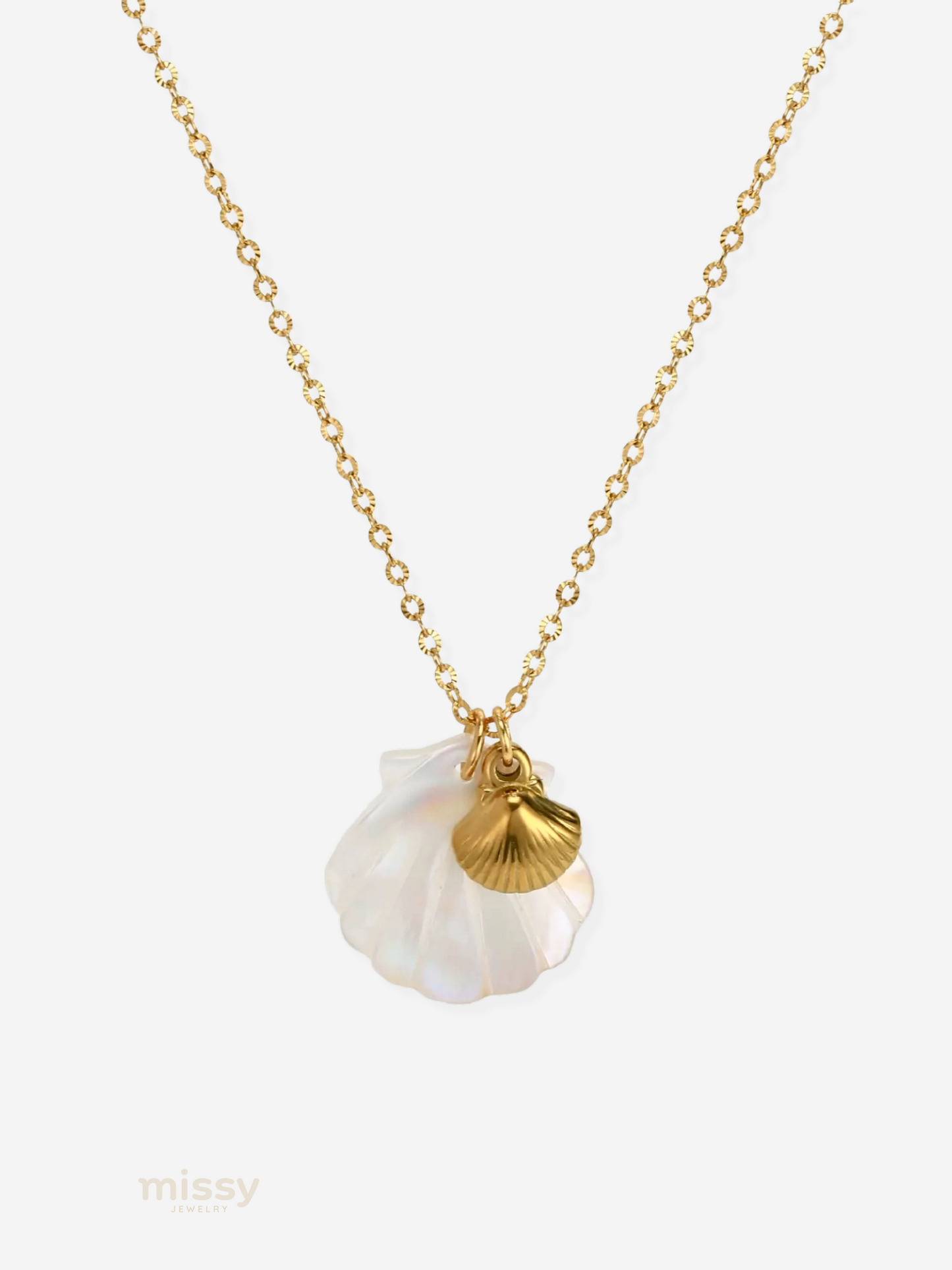 Susie Ocean Charm Shell Necklace