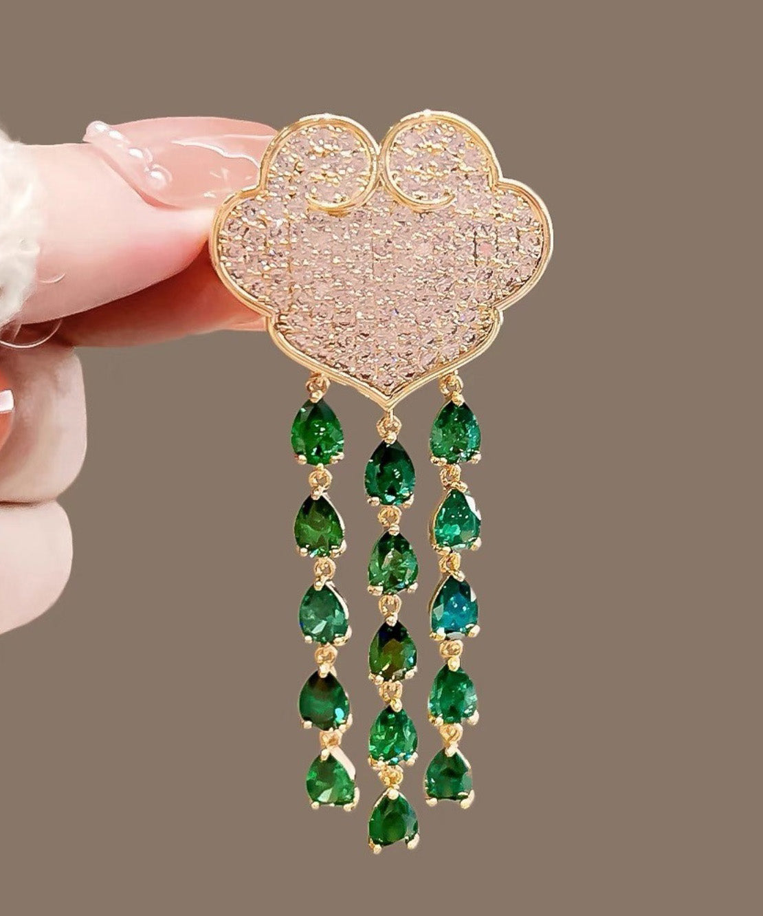 Green Alloy Auspicious Clouds Crystal Tassel Brooch