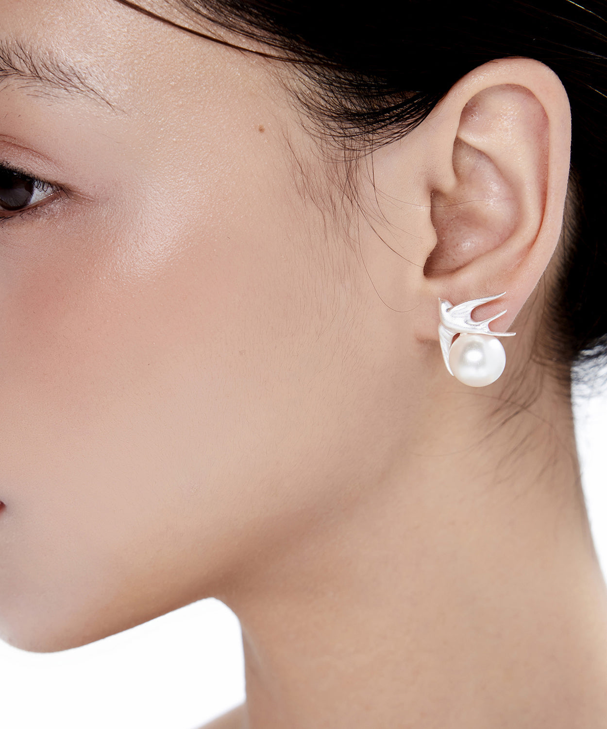 Original Design Little Bird Pearl Silver Stud Earrings