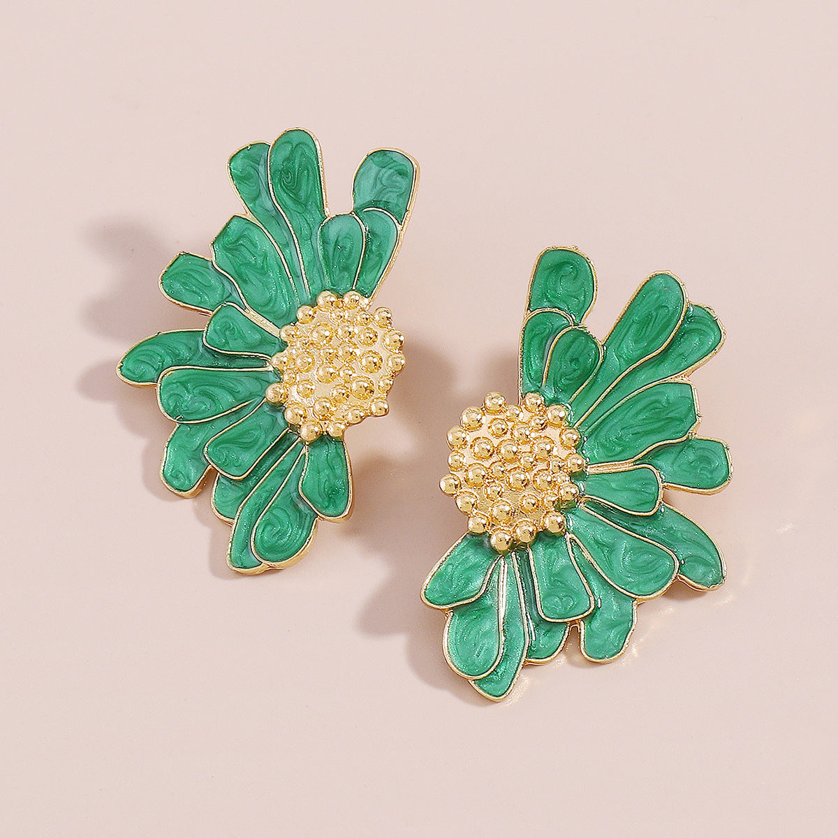 Retro Alloy Pattern Earrings
