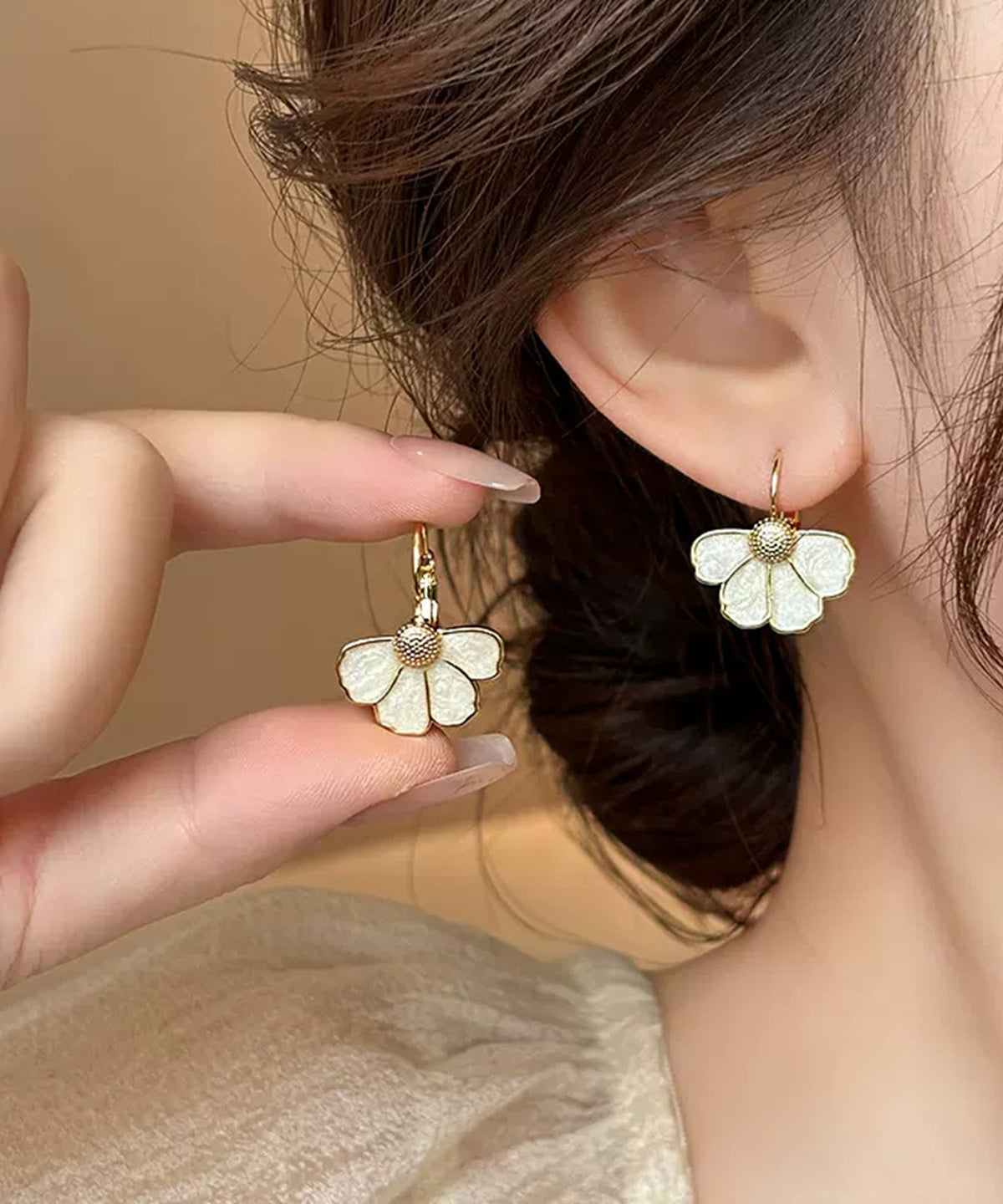 Modern Gold Copper Alloy Shell Drop Earrings