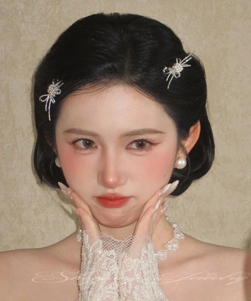 Handmade White Alloy Bow a Pair Hairpin