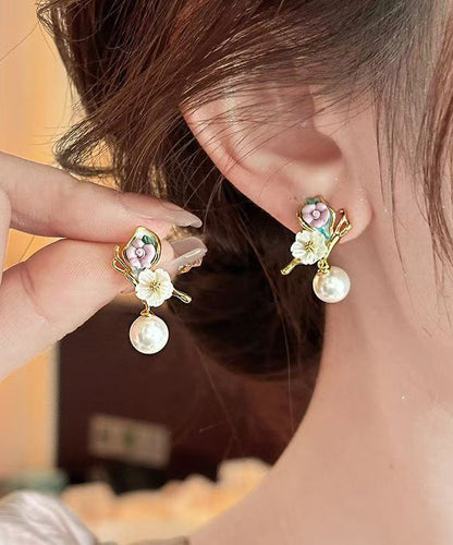 Vogue Gold Copper Alloy Pearl Butterfly Stud Earrings