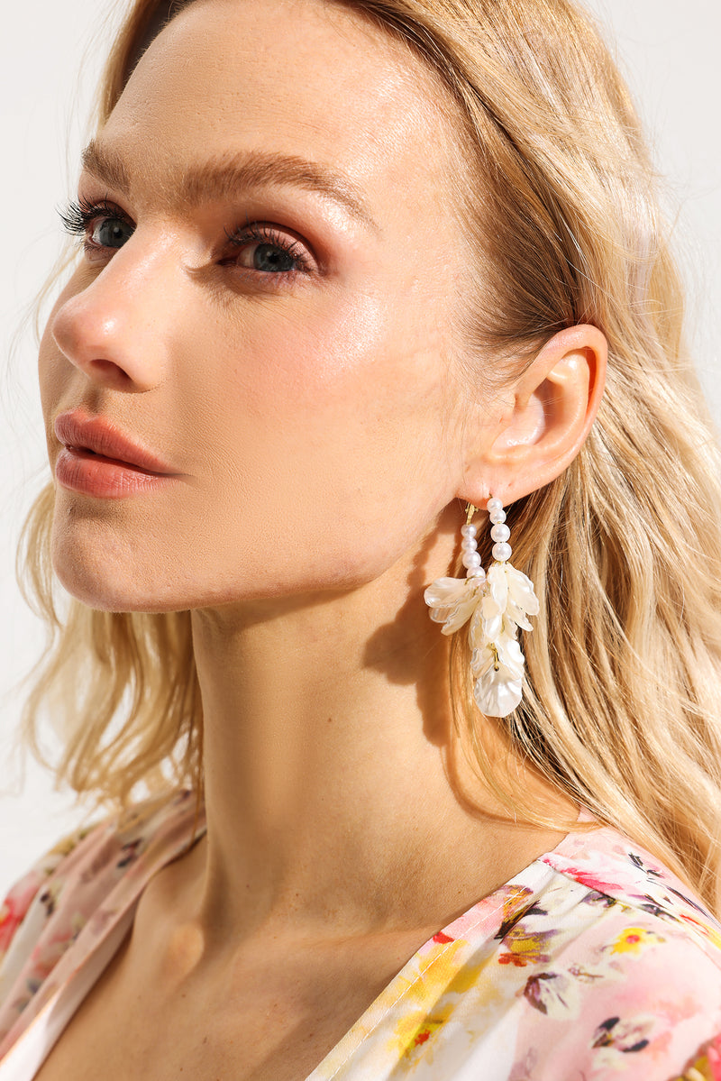 Faux Pearl Round Earrings