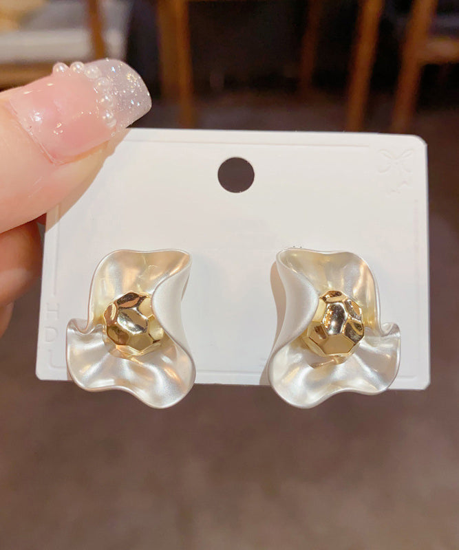 White Copper Overgild Stud Earrings