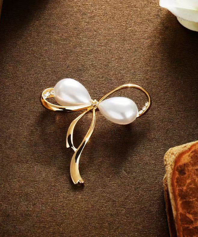Gold Alloy Zircon Pearl Brooch