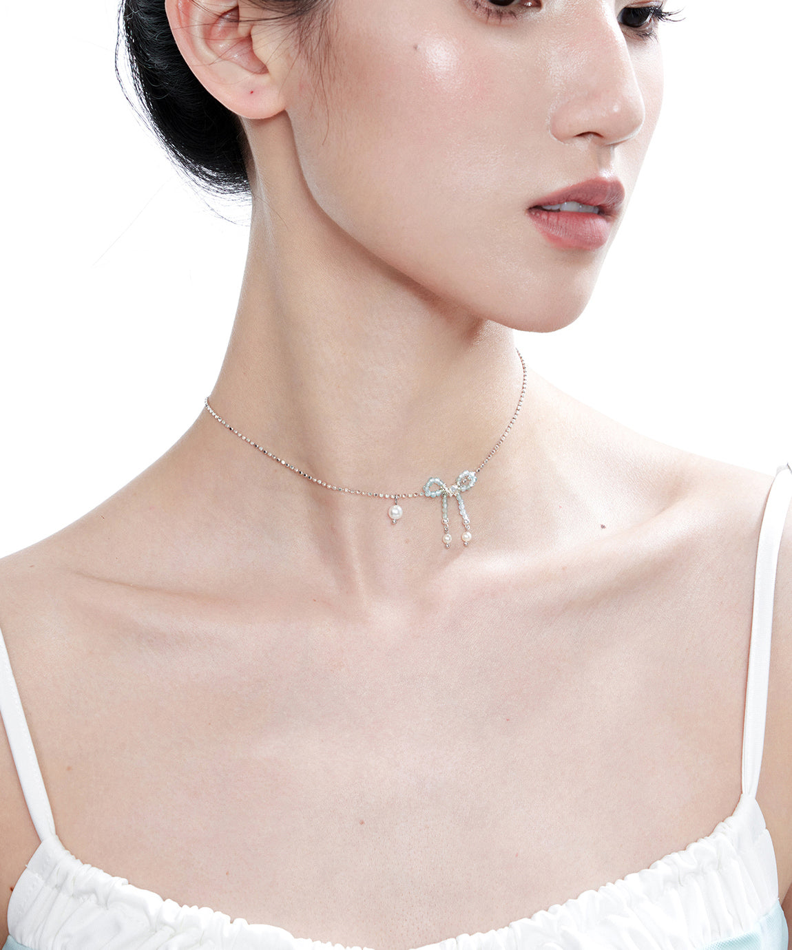 Blue Crystal Bow Pearl Silver Choker