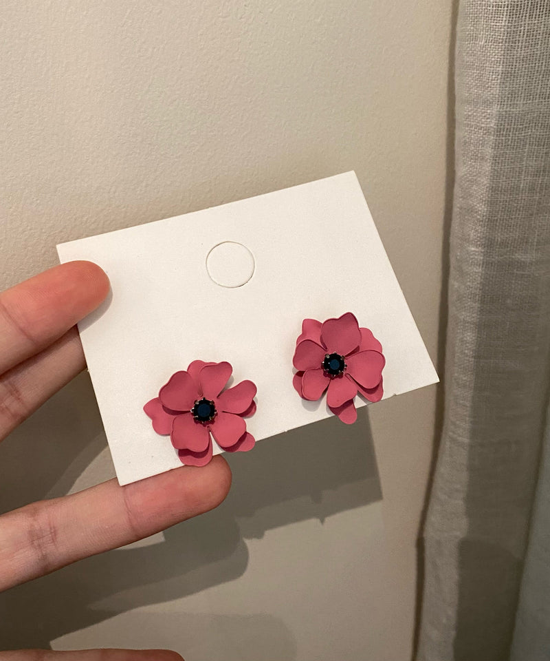 Red Alloy Obsidian Stud Earrings