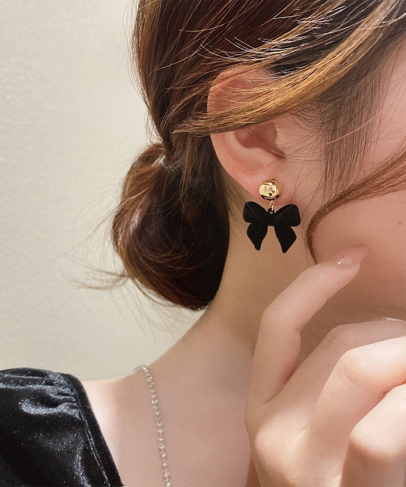 Black 14k Gold Flocking Bow Drop Earrings