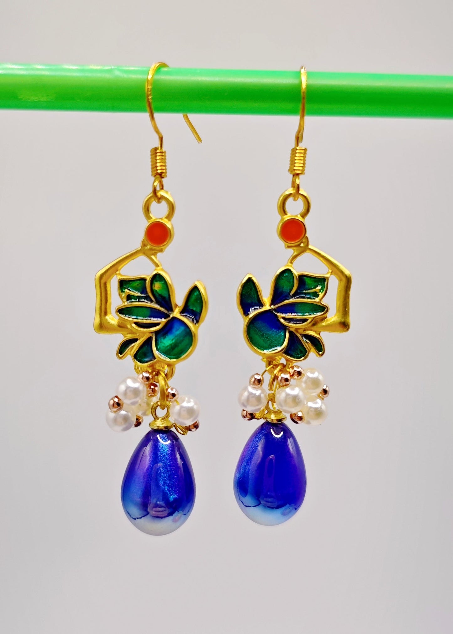 Peacock Blue Water Droplet Gem Stone Drop Earrings