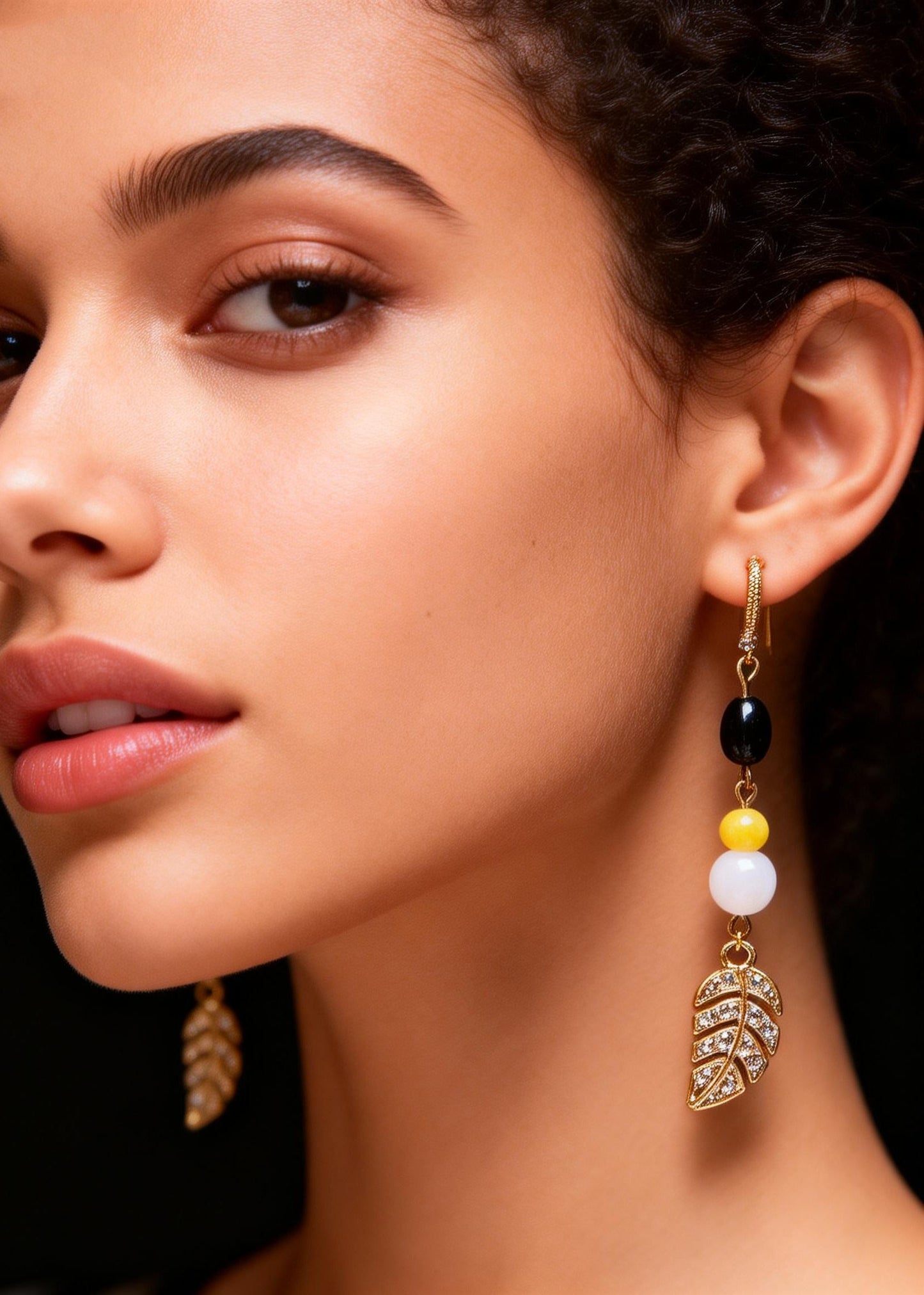 Zircon Leaf Sparkling Drop Earrings