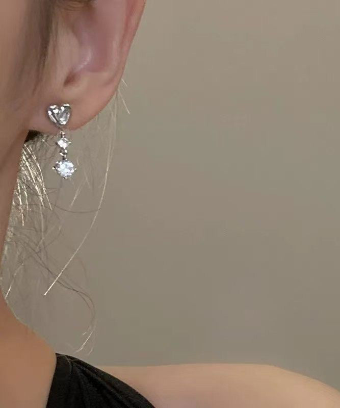 Light Heart-shaped Rhinestone Stud Earrings