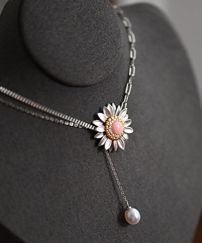Meeting the End of Summer Daisy Pearl Silver Pendant Necklace