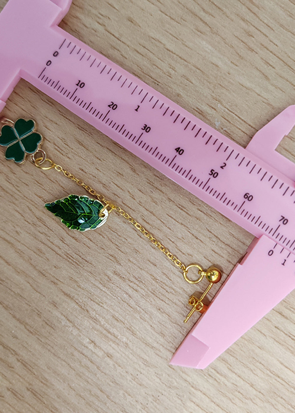 Modern Green Leaf Metal Long Tassels Drop Earrings