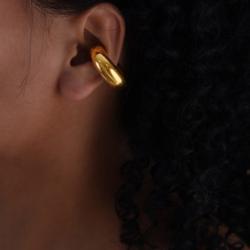 Noemy Bold Ear Cuff