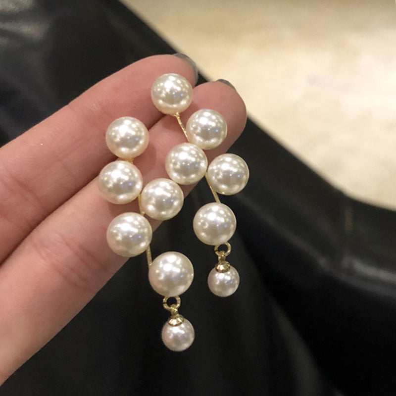 Dyani String Pearl Earrings