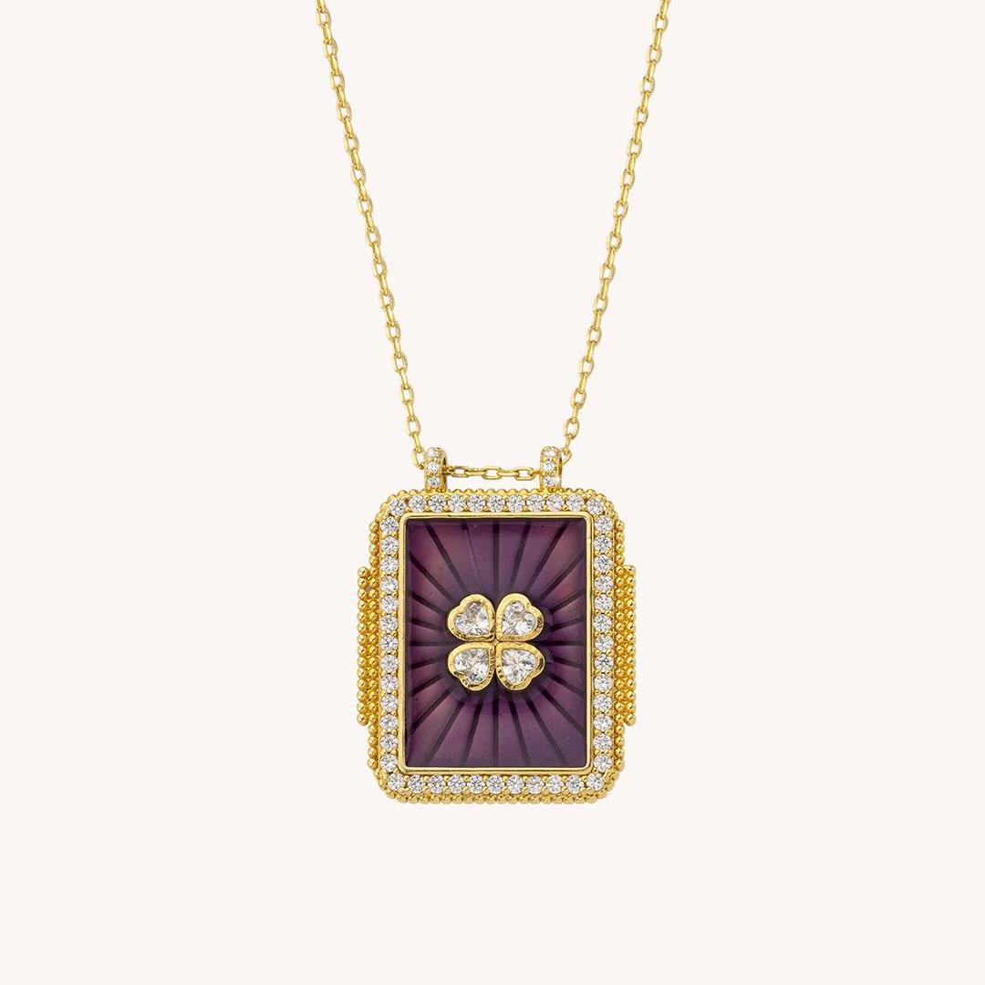 Leira Pendant Necklace