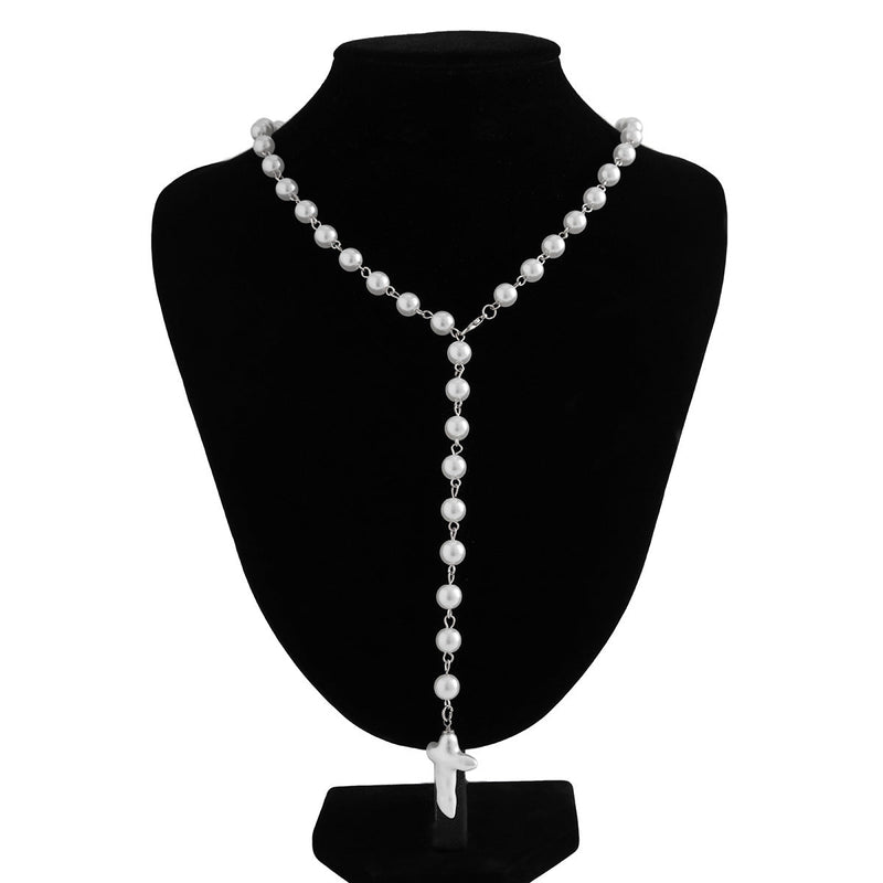 Shell Charm Pearl Necklace