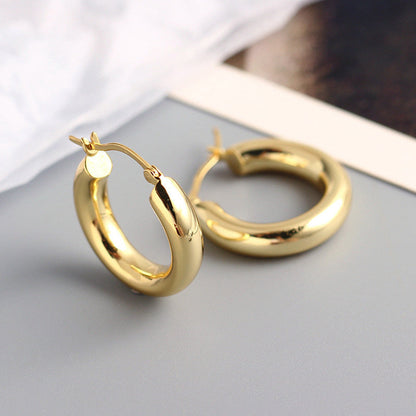 Alania Glossy Hoop Earrings