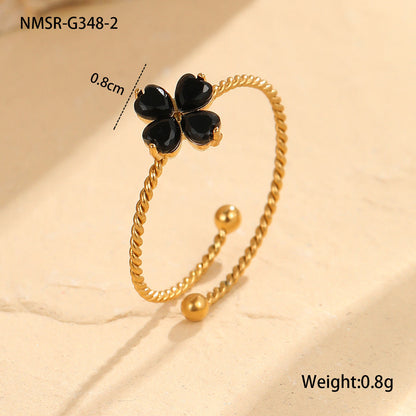 Lilou Clover Charm Ring