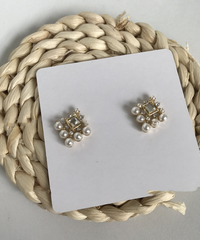 Simple White Pearl Zircon Stud Earrings Gh1002