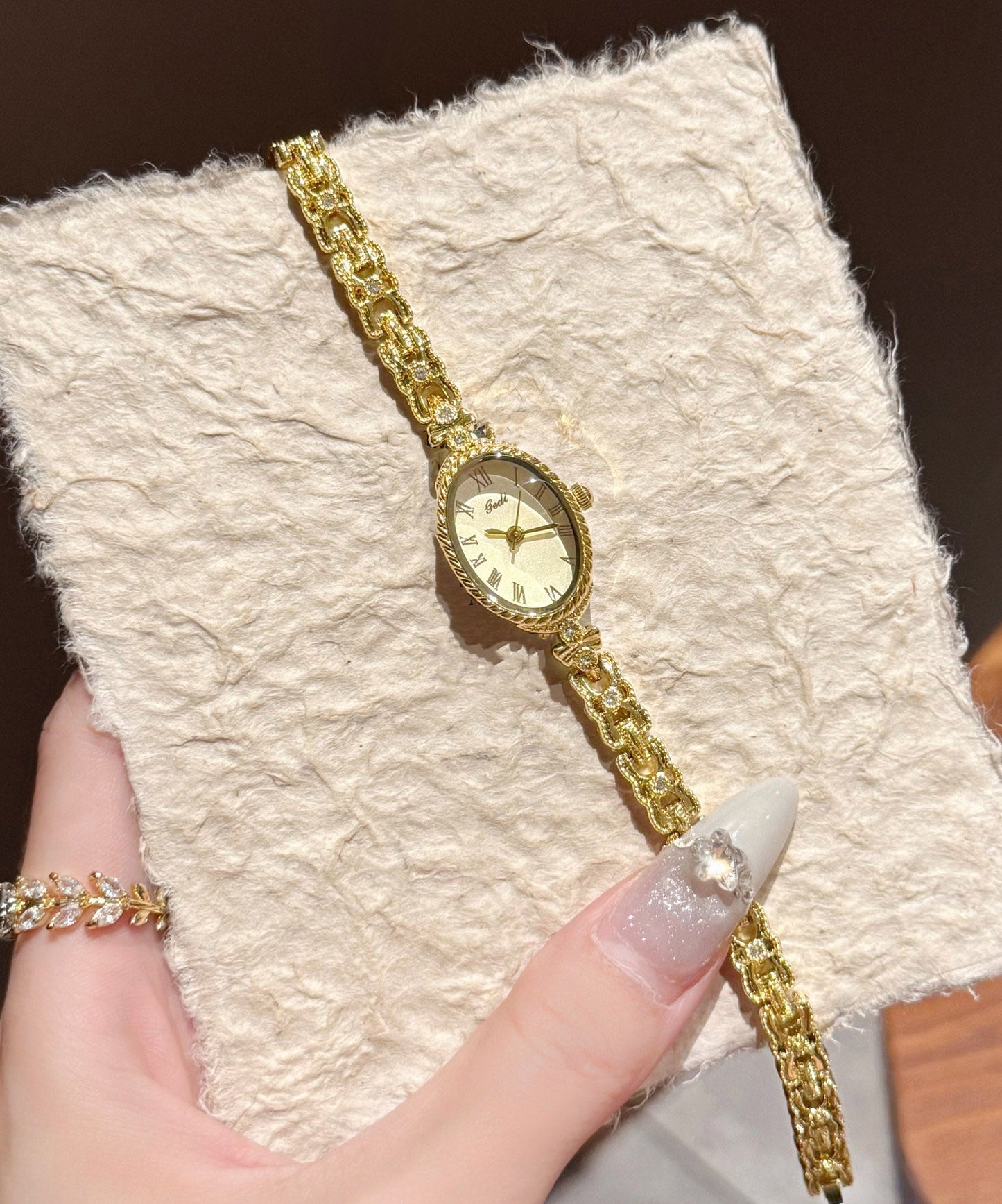 New Silk Alloy Zircon Quartz Movement Watches