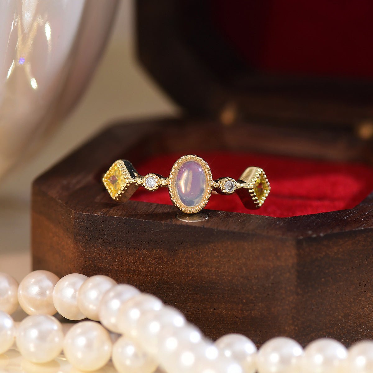 Lyra Baroque Ring