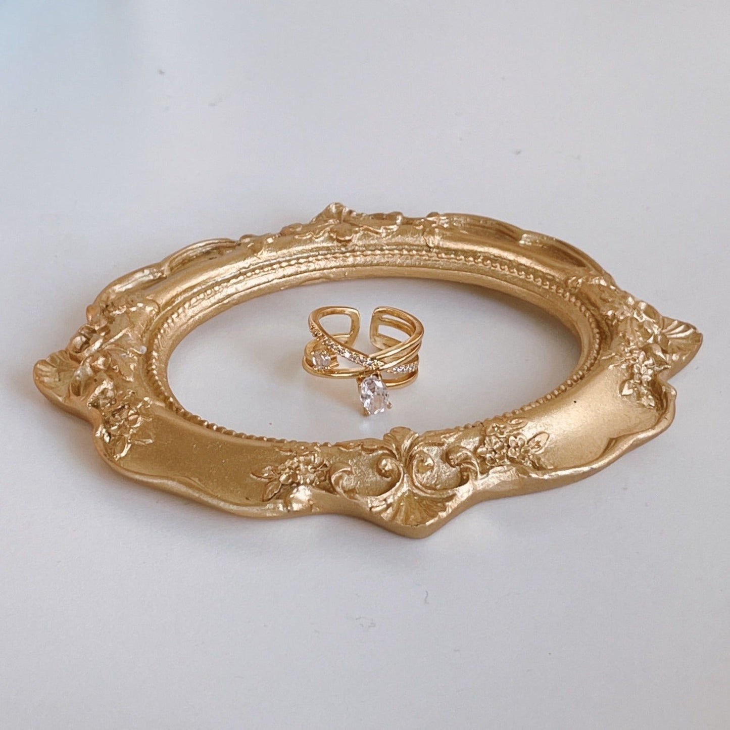 [] Madison Baroque Ring