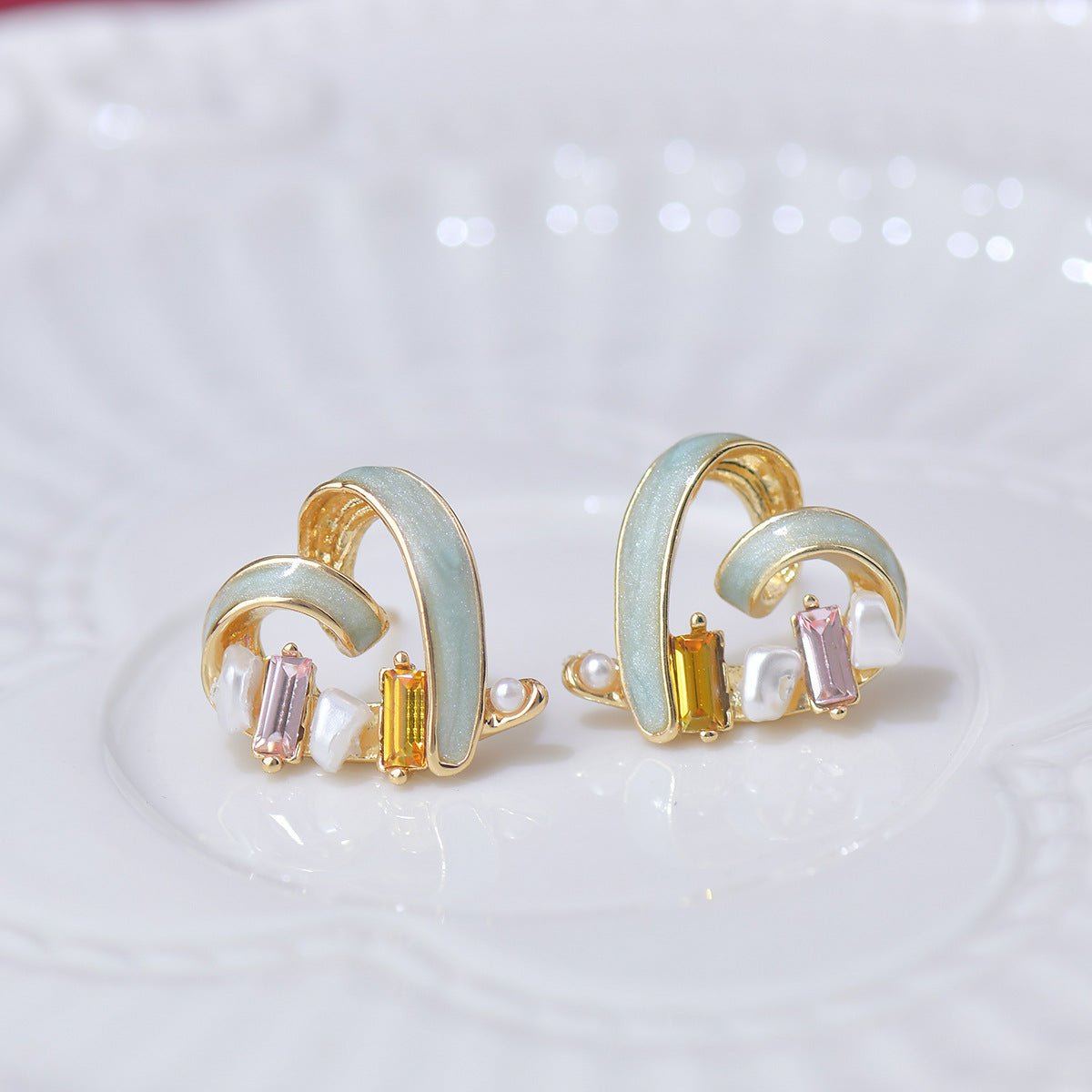 [] Bejeweled Heart Earrings