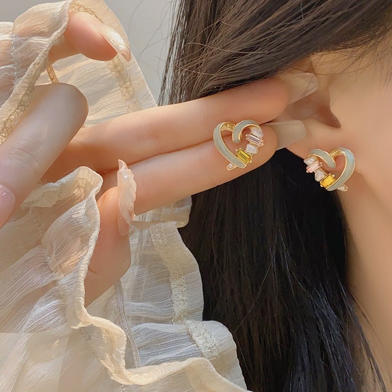 [] Bejeweled Heart Earrings