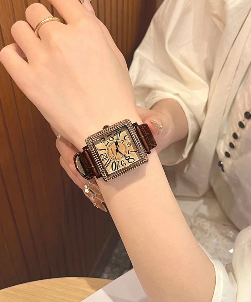 Coffee Leather Zircon Quartz Movement Tempered Glass Watch