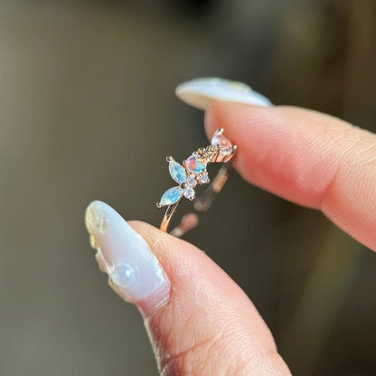 [] Freya Butterfly Ring in Rose Gold