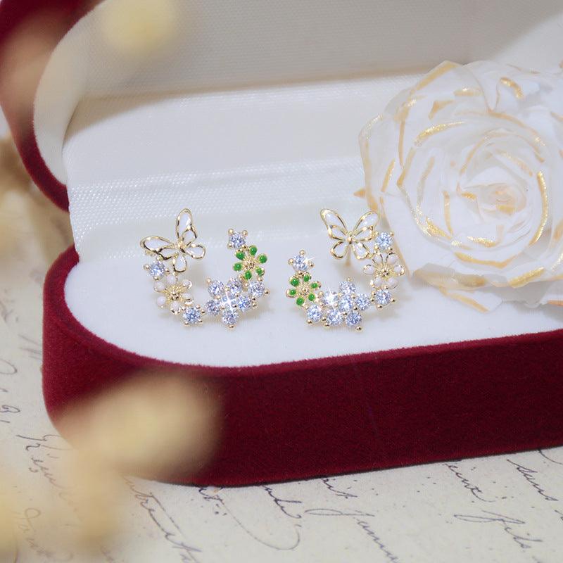 [] Butterfly Stud Earrings - Nadia