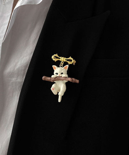 White Resin Kitten Brooch Brooches