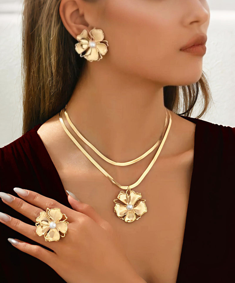 Stylish Gold Copper Overgild Pearl Pendant Necklace, Rings and Stud Earrings Three-piece Set