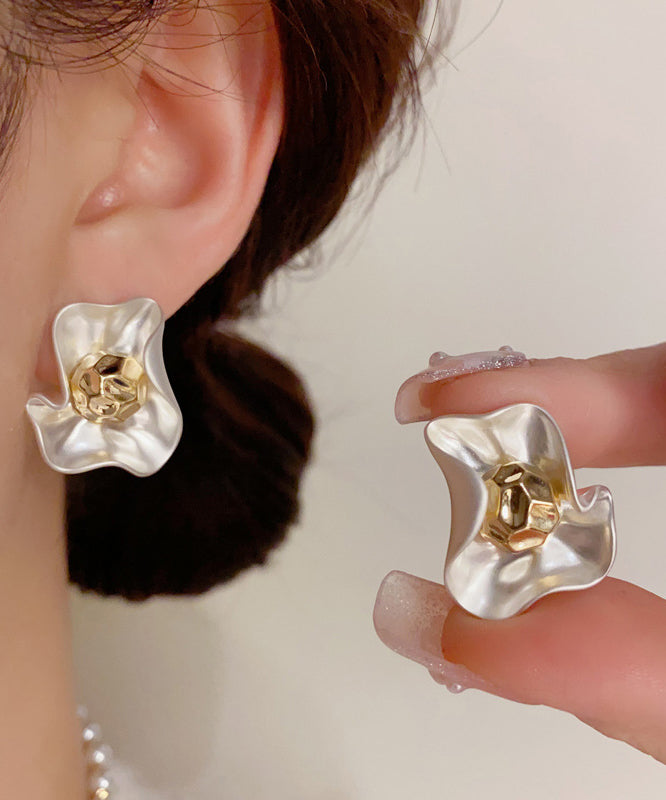 White Copper Overgild Stud Earrings