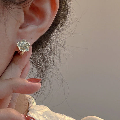 [sample ] Leia Camellia Earrings
