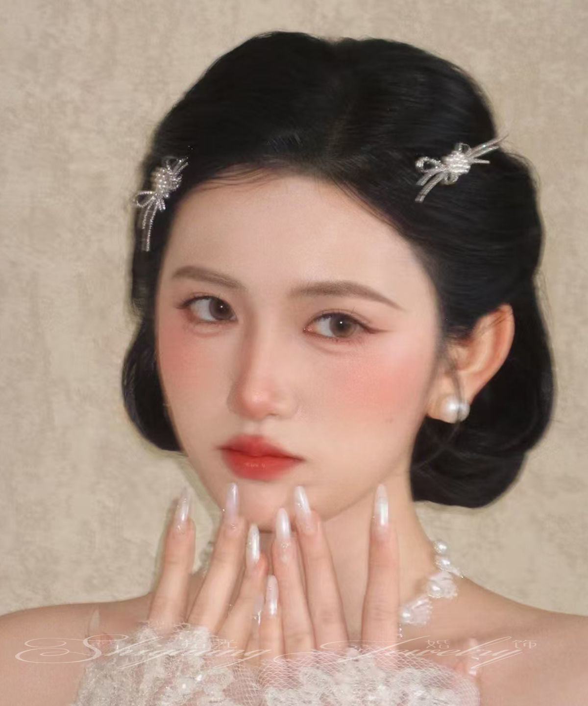 Handmade White Alloy Bow a Pair Hairpin