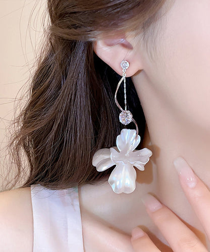 White Copper Alloy Resin Drop Earrings