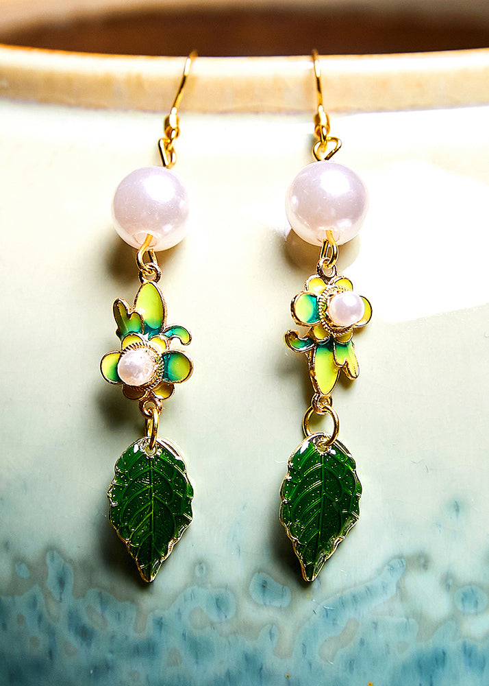 Green Paintings Leaf Metal Pearl Drop Earrings